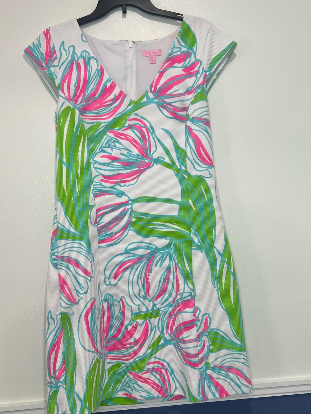Lilly Pulitzer cap sleeve Vibrant Pink & Green Floral Shift Dress